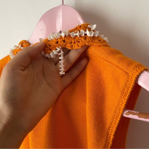 Michael Simon Sweater Tank Top - Picture 8 of 9